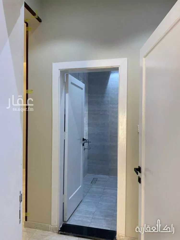 فيلا للبيع في شارع سرية الطرف, حي الأخضر, مدينة تبوك, منطقة تبوك صورة 2