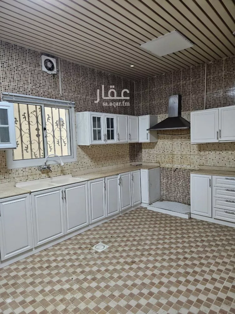 فيلا للإيجار في شارع الشيماء, حي قرطبة, مدينة الرياض, منطقة الرياض 11