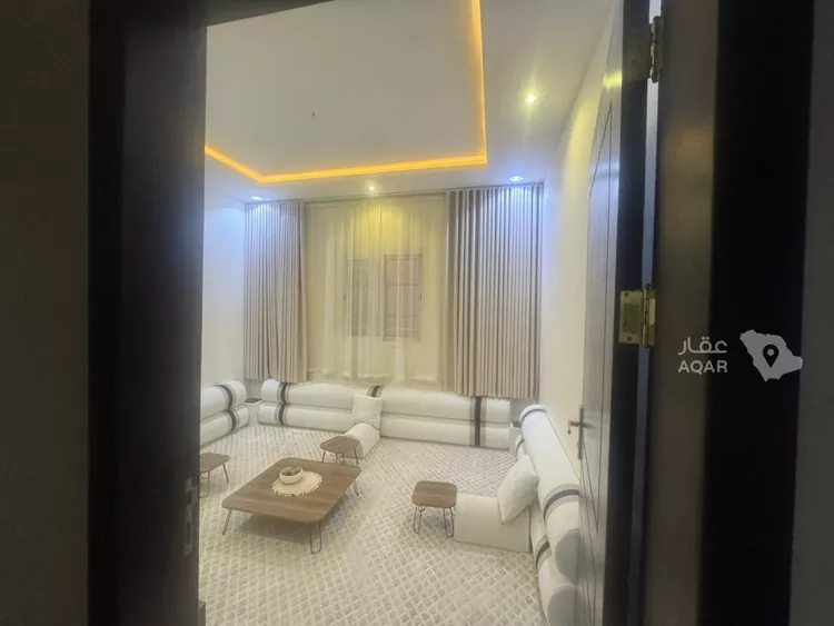 فيلا للإيجار في شارع حمزة بن القاسم, حي الرمال, مدينة الرياض, منطقة الرياض 4