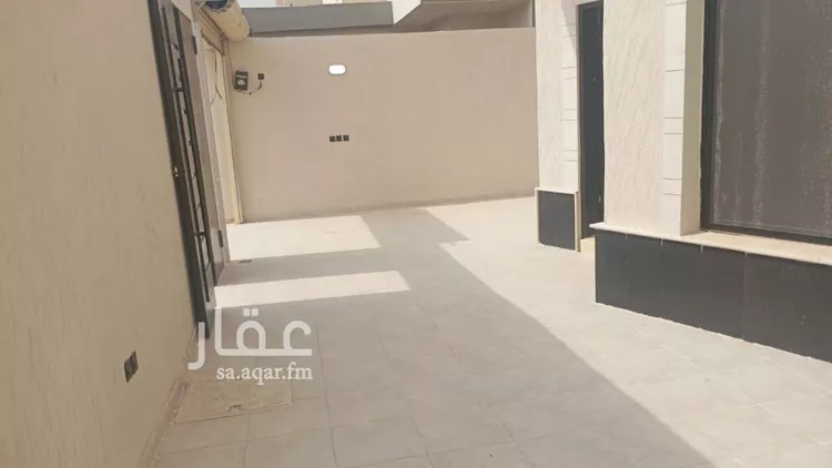 دور للبيع في شارع العزم, حي بدر, مدينة الرياض, منطقة الرياض 9
