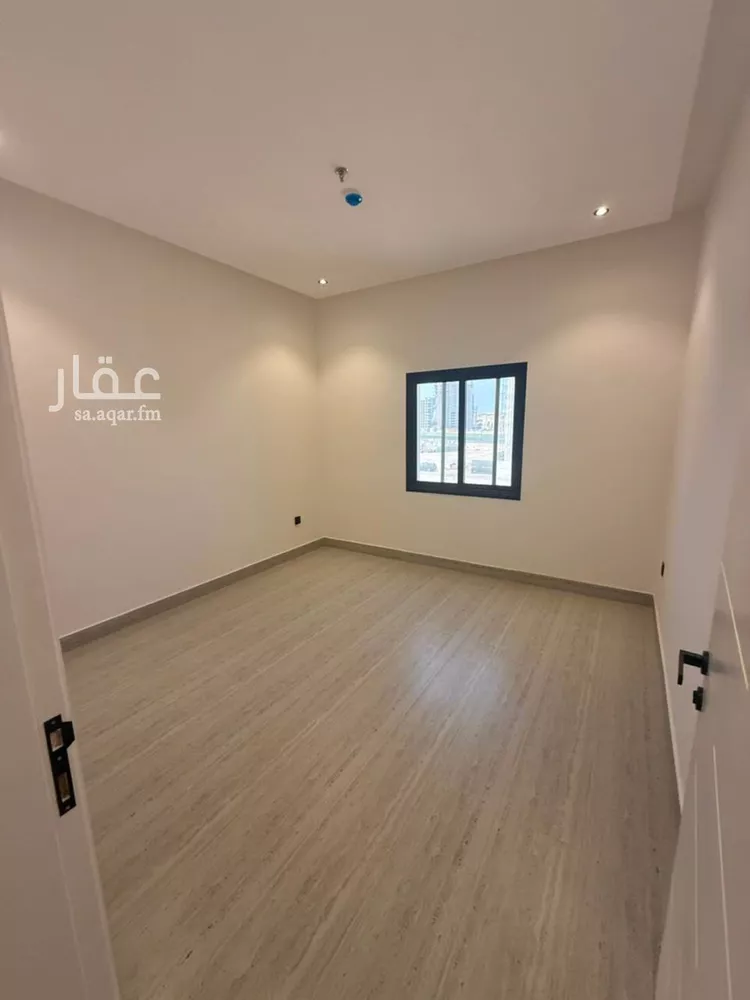 شقة للبيع في شارع المراح, حي الحمراء, مدينة الخبر, المنطقة الشرقية 17