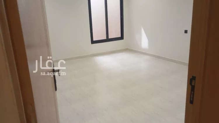 دور للبيع في شارع العزم, حي بدر, مدينة الرياض, منطقة الرياض 12
