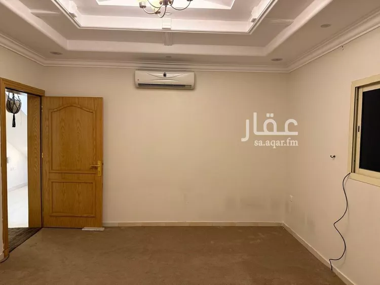 شقة للإيجار في شارع شهيد الدين ثم الوطن أحمد صالح الذبياني, حي الشهداء, مدينة الرياض, منطقة الرياض 15