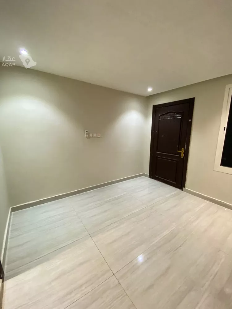 استوديو للإيجار في شارع جرير بن عبدالله البجلي, حي مغرزات, مدينة الرياض, منطقة الرياض 5