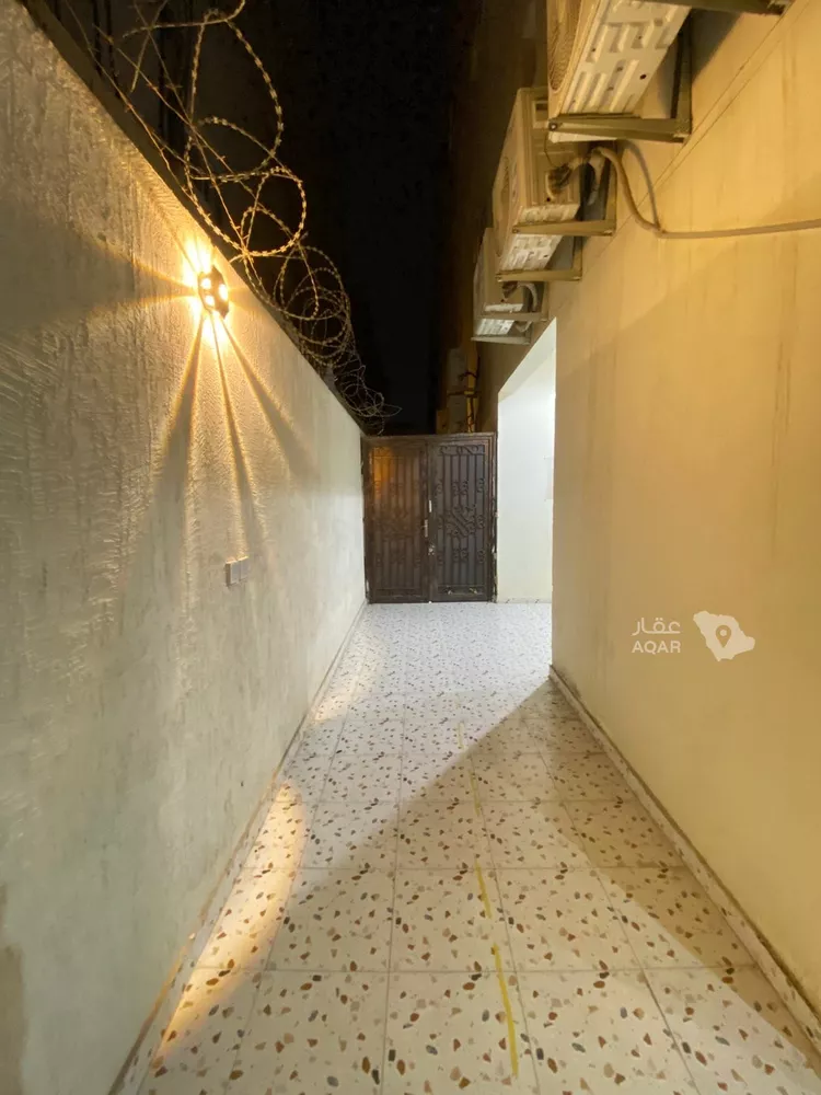 Apartment for Rent in Riyadh Al Wizarat 3