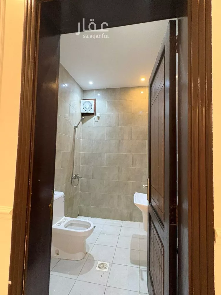 Apartment for Rent in Jeddah As Safaa 13