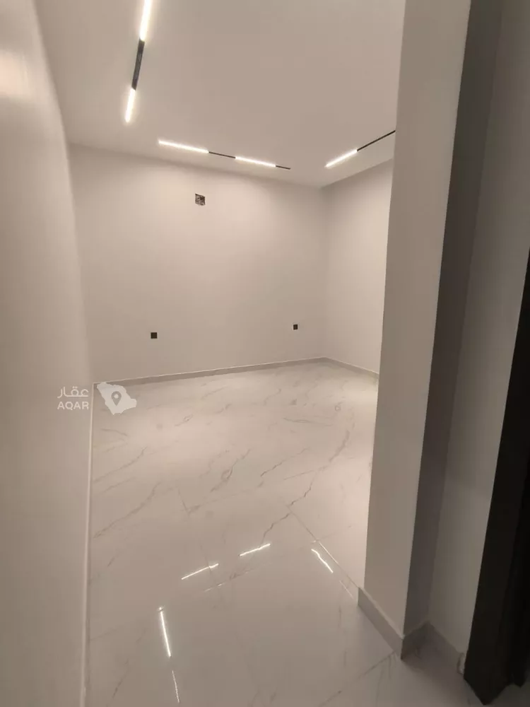 Floor for Sale in Riyadh Dhahrat Namar 7