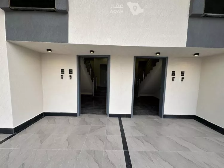 Floor for Sale in Riyadh Tuwaiq 11