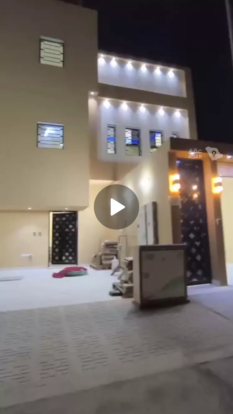 دور للبيع في شارع الإمام مسلم, حي بدر, مدينة الرياض, منطقة الرياض