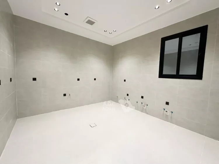Floor for Sale in Riyadh Tuwaiq 16