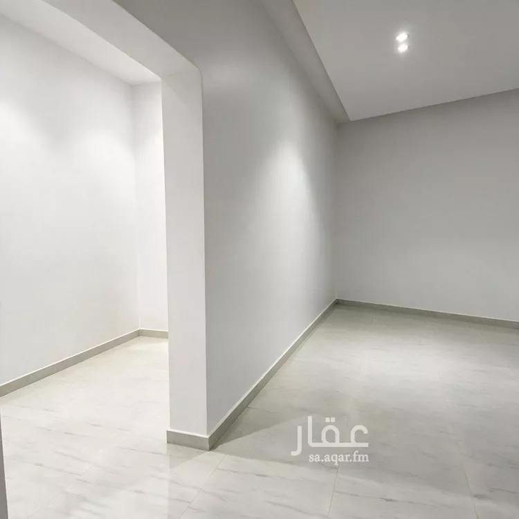 Floor for Sale in Riyadh Badr 7
