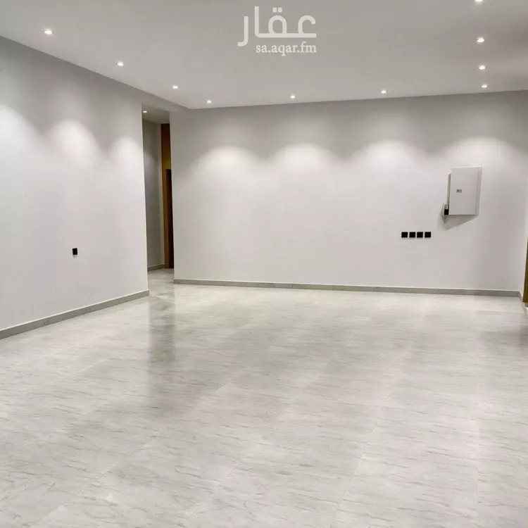 Floor for Sale in Riyadh Badr 8