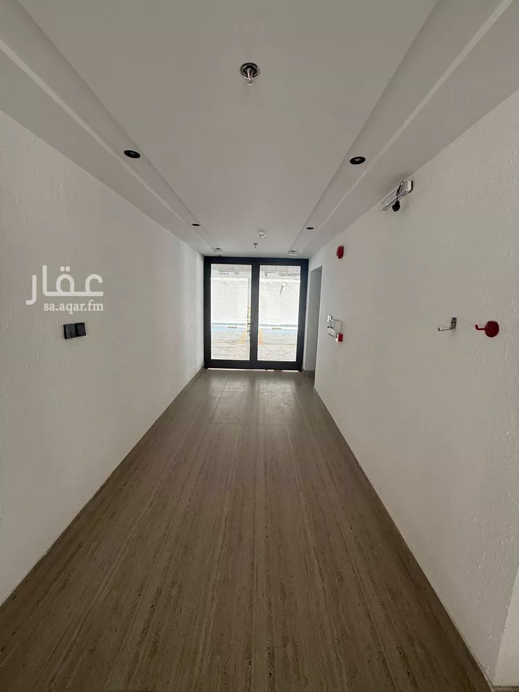 شقة للبيع في شارع المراح, حي الحمراء, مدينة الخبر, المنطقة الشرقية 11