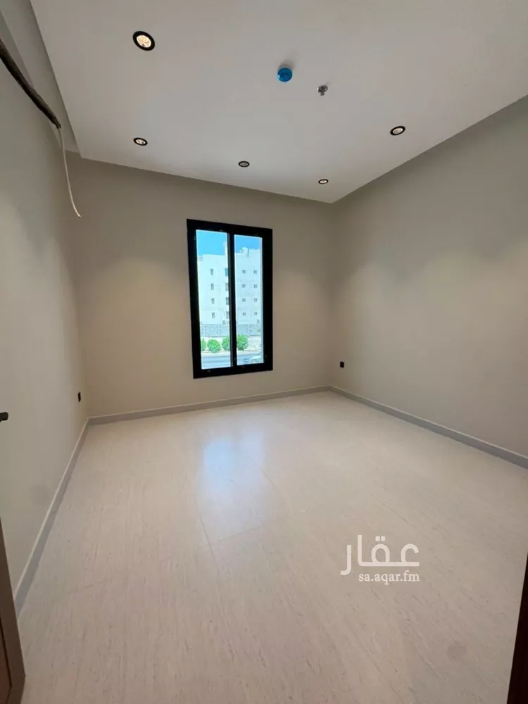 شقة للبيع في شارع النعيرية, حي الحمراء, مدينة الخبر, المنطقة الشرقية 8