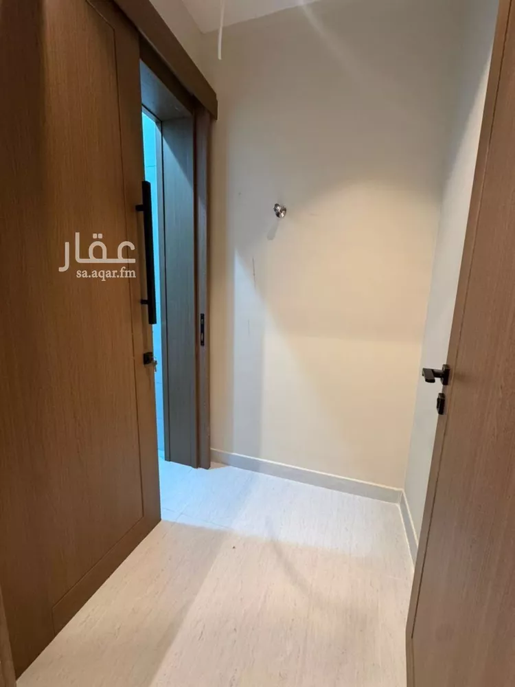 شقة للبيع في شارع النعيرية, حي الحمراء, مدينة الخبر, المنطقة الشرقية 7