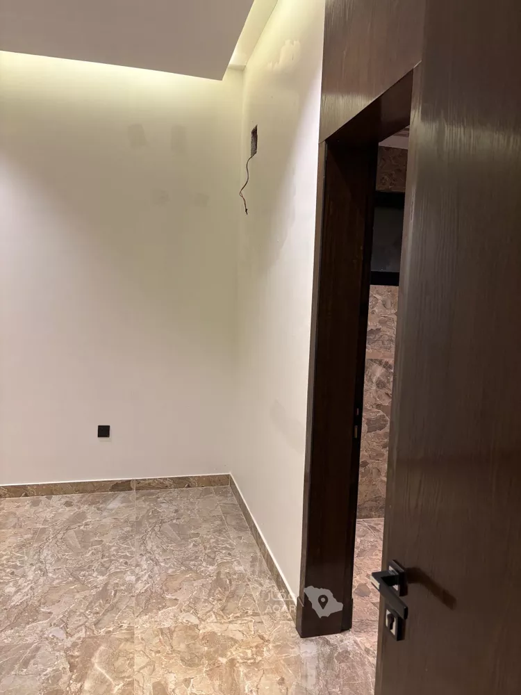 شقة للإيجار في شارع 12ب, حي الحمراء, مدينة الخبر, المنطقة الشرقية 15