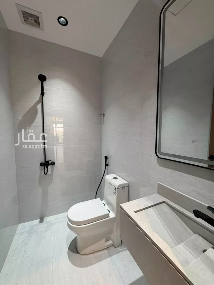 شقة للبيع في شارع النعيرية, حي الحمراء, مدينة الخبر, المنطقة الشرقية 10