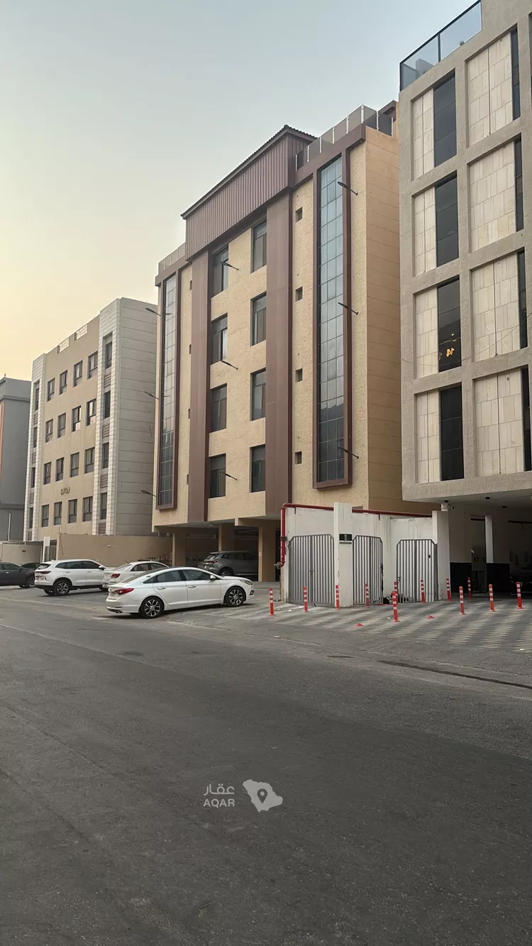 شقة للإيجار في شارع 12ب, حي الحمراء, مدينة الخبر, المنطقة الشرقية 3