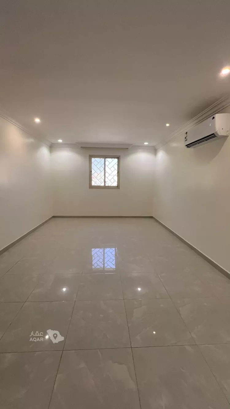 دور للإيجار في شارع الفرعية, حي عرقة, مدينة الرياض, منطقة الرياض 8