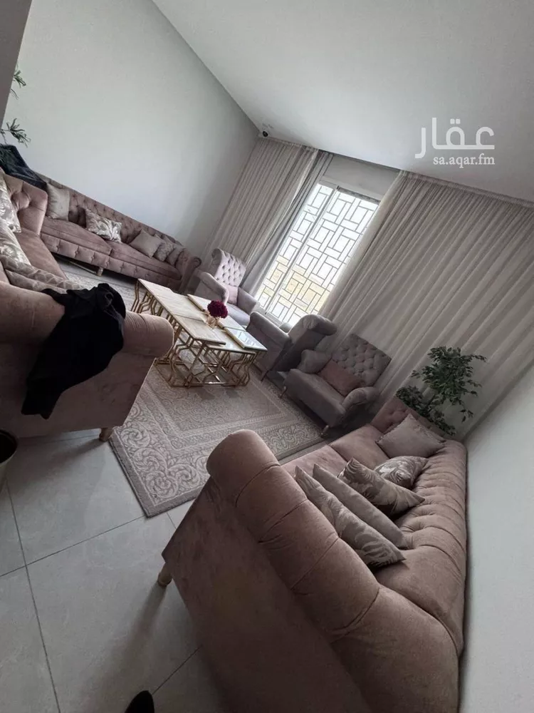 دور للإيجار في شارع الصياد, حي الجنادرية, مدينة الرياض, منطقة الرياض 8