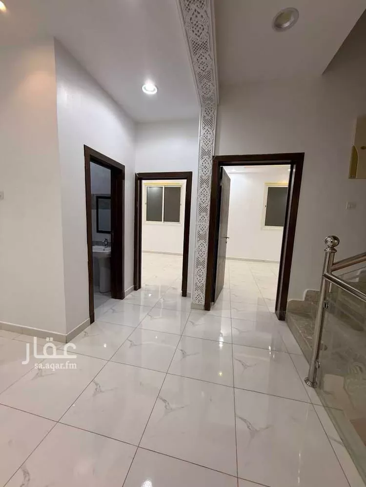 فيلا للإيجار في شارع حلل بنت أبي المكارم ، حي المهدية ، الرياض ، منطقة الرياض