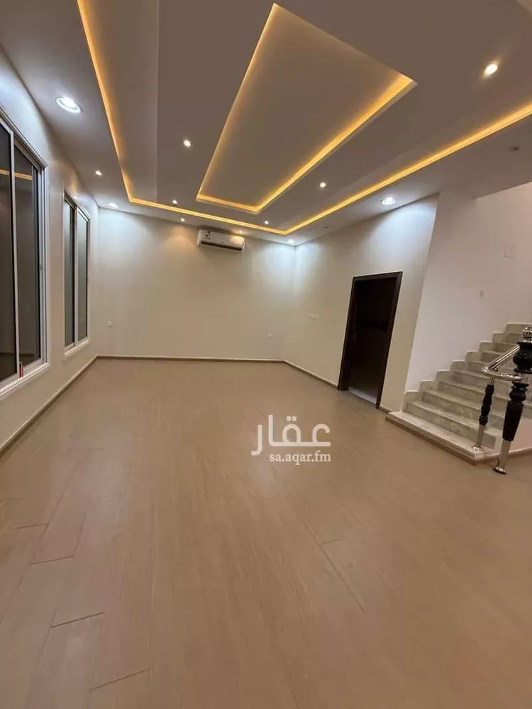 فيلا للإيجار في شارع حلل بنت أبي المكارم ، حي المهدية ، الرياض ، منطقة الرياض 7
