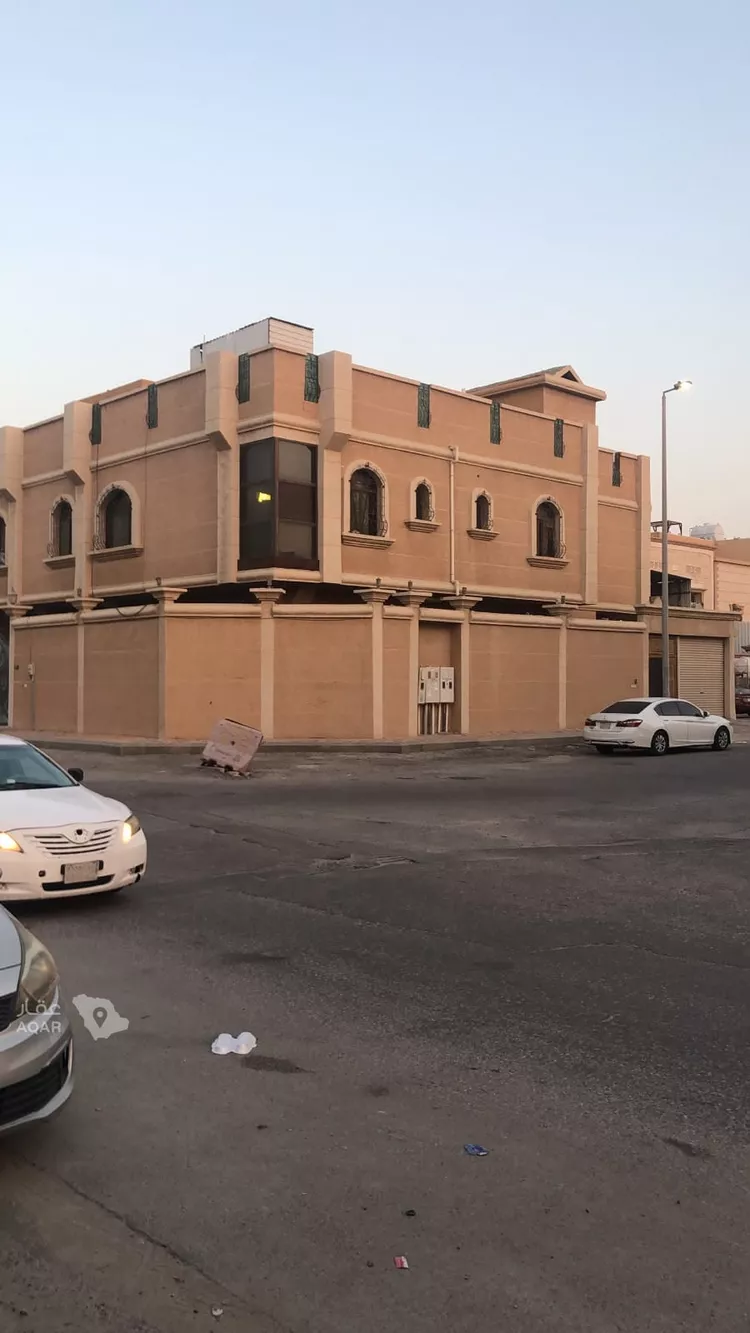 عمارة للبيع في شارع ابن السائب المخزومي, حي ضاحية الملك فهد, مدينة الدمام, المنطقة الشرقية 8