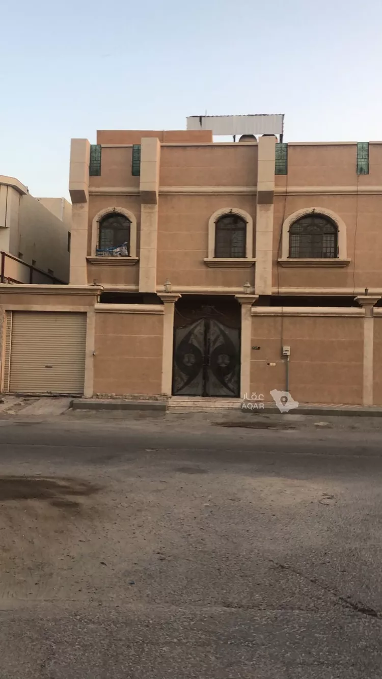 عمارة للبيع في شارع ابن السائب المخزومي, حي ضاحية الملك فهد, مدينة الدمام, المنطقة الشرقية
