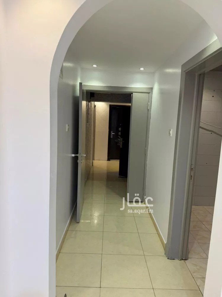 شقة للإيجار في شارع خلال, حي ظهرة لبن, مدينة الرياض, منطقة الرياض