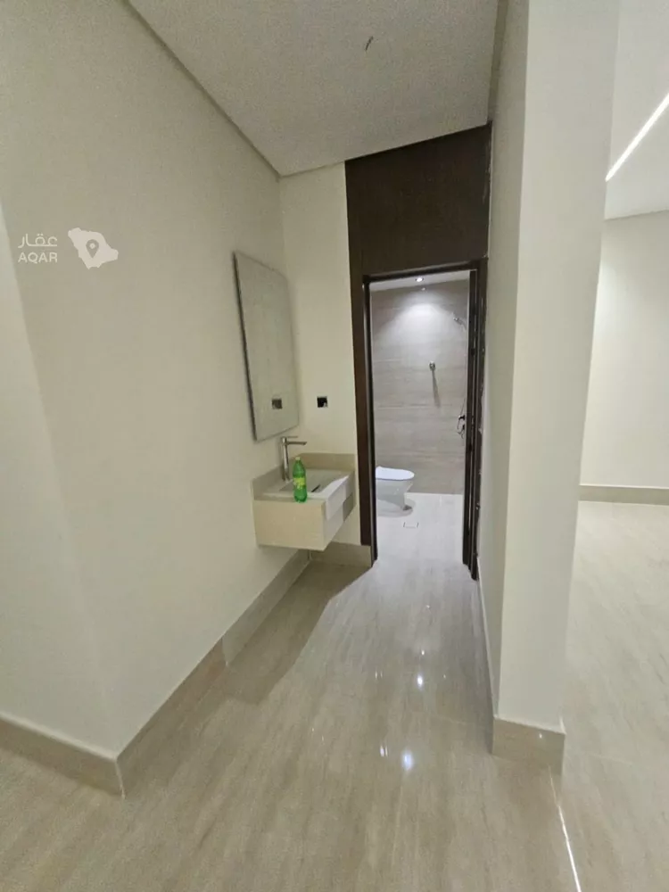 شقة للبيع في شارع طاهر النويري, حي عكاظ, مدينة الرياض, منطقة الرياض 9