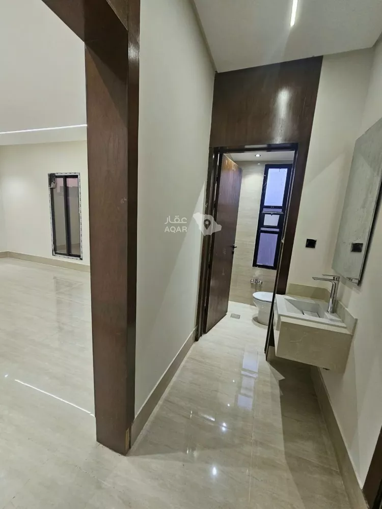 شقة للبيع في شارع طاهر النويري, حي عكاظ, مدينة الرياض, منطقة الرياض 12