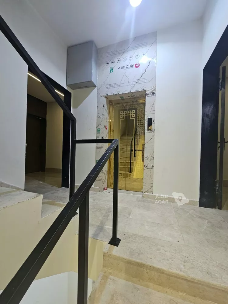 شقة للبيع في شارع طاهر النويري, حي عكاظ, مدينة الرياض, منطقة الرياض 4