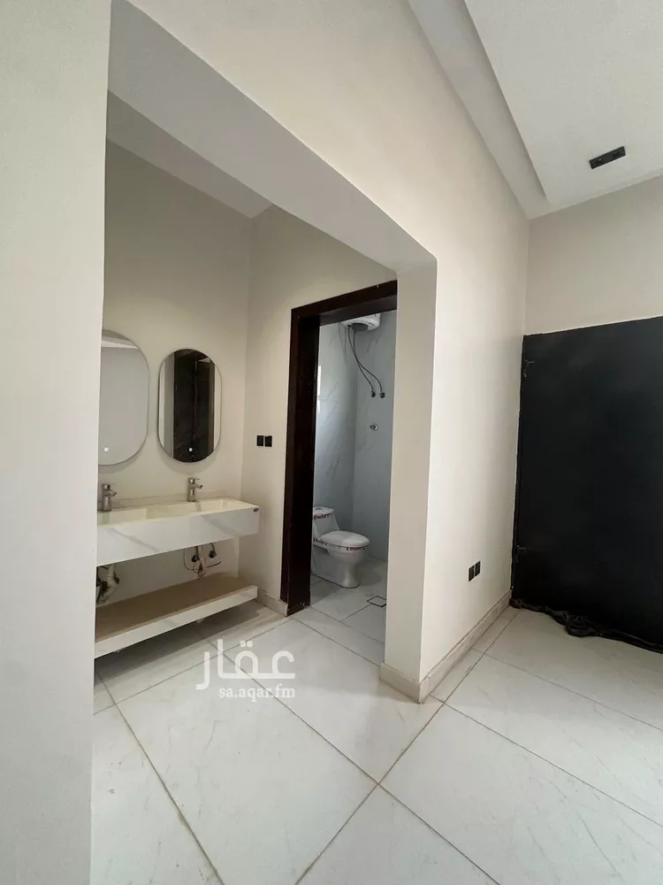 Villa for Sale in Riyadh Al Janadriyah