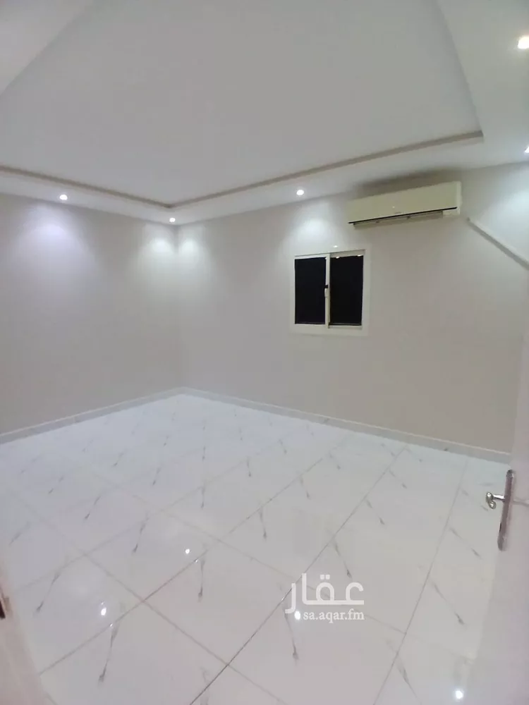 شقة للإيجار في شارع عبدالله بن قيس, حي إشبيلية, مدينة الرياض, منطقة الرياض صورة 2