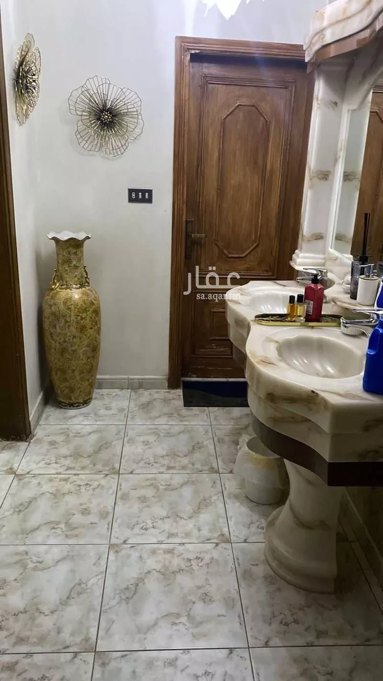 فيلا للبيع في شارع جبل ماري, حي الصناعية, مدينة الرياض, منطقة الرياض صورة 4