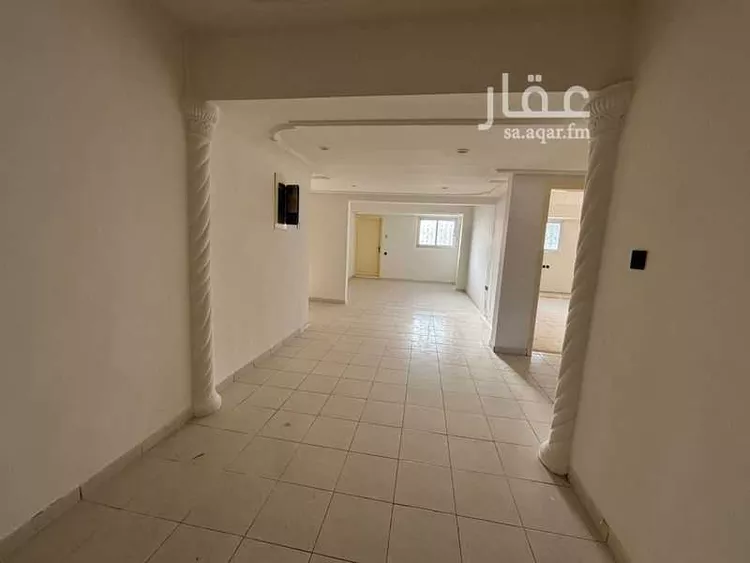 فيلا للبيع في شارع أبي تراب اللوزي, حي الملز, مدينة الرياض, منطقة الرياض صورة 5