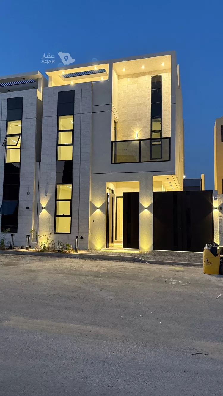 Villa for Sale in Riyadh Al Mahdiyah