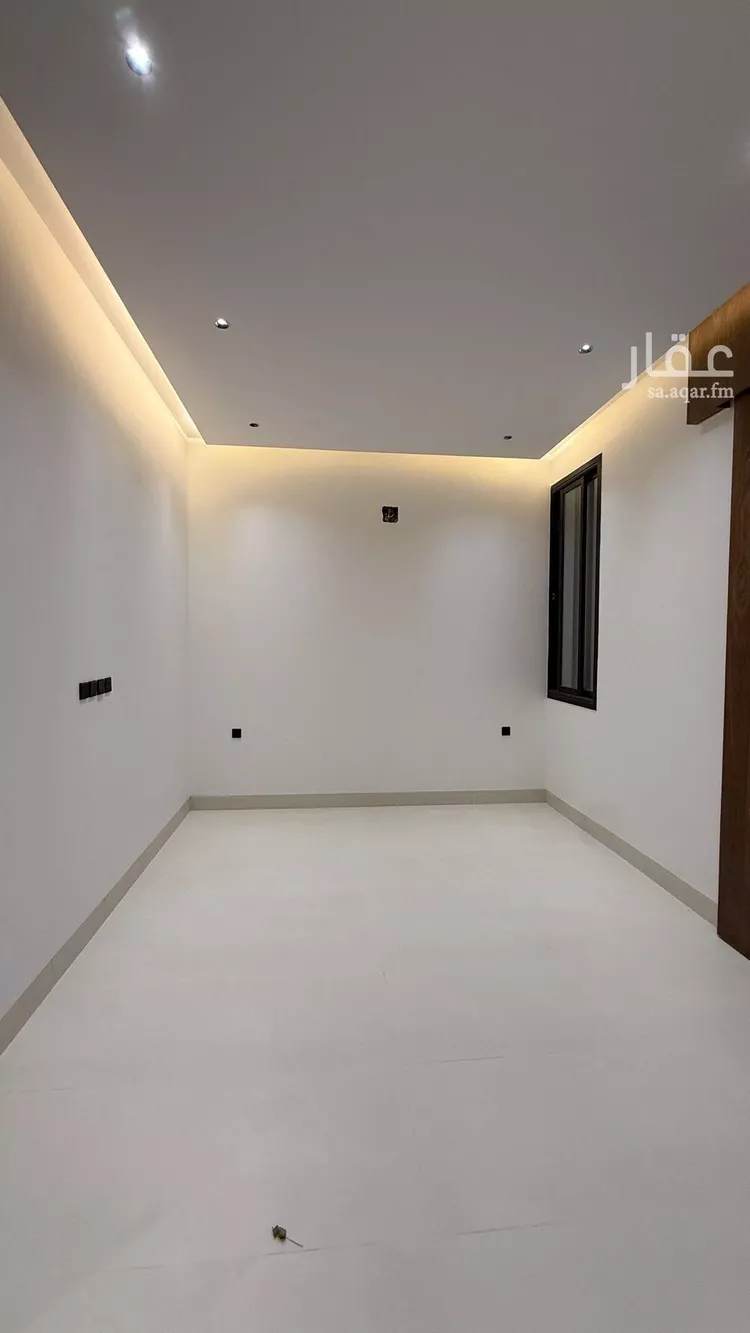 فيلا للبيع في شارع فؤاد سزكين, حي المهدية, مدينة الرياض, منطقة الرياض 8