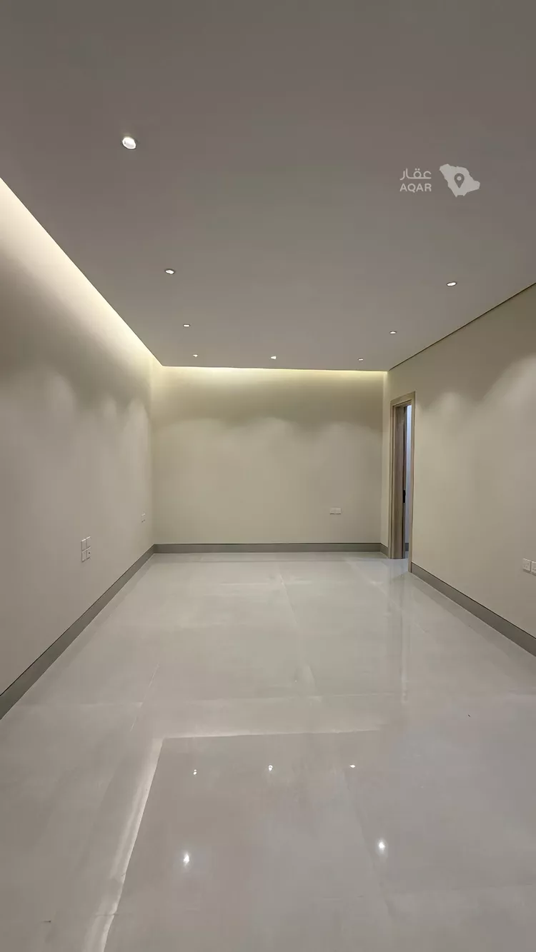 فيلا للبيع في شارع فؤاد سزكين, حي المهدية, مدينة الرياض, منطقة الرياض 9