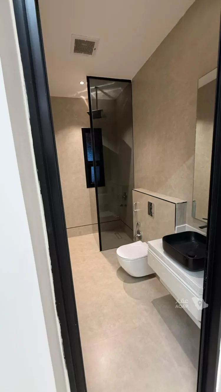 Villa for Sale in Riyadh Al Arid 10