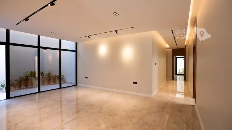 Floor for Sale in Riyadh Al Arid 6