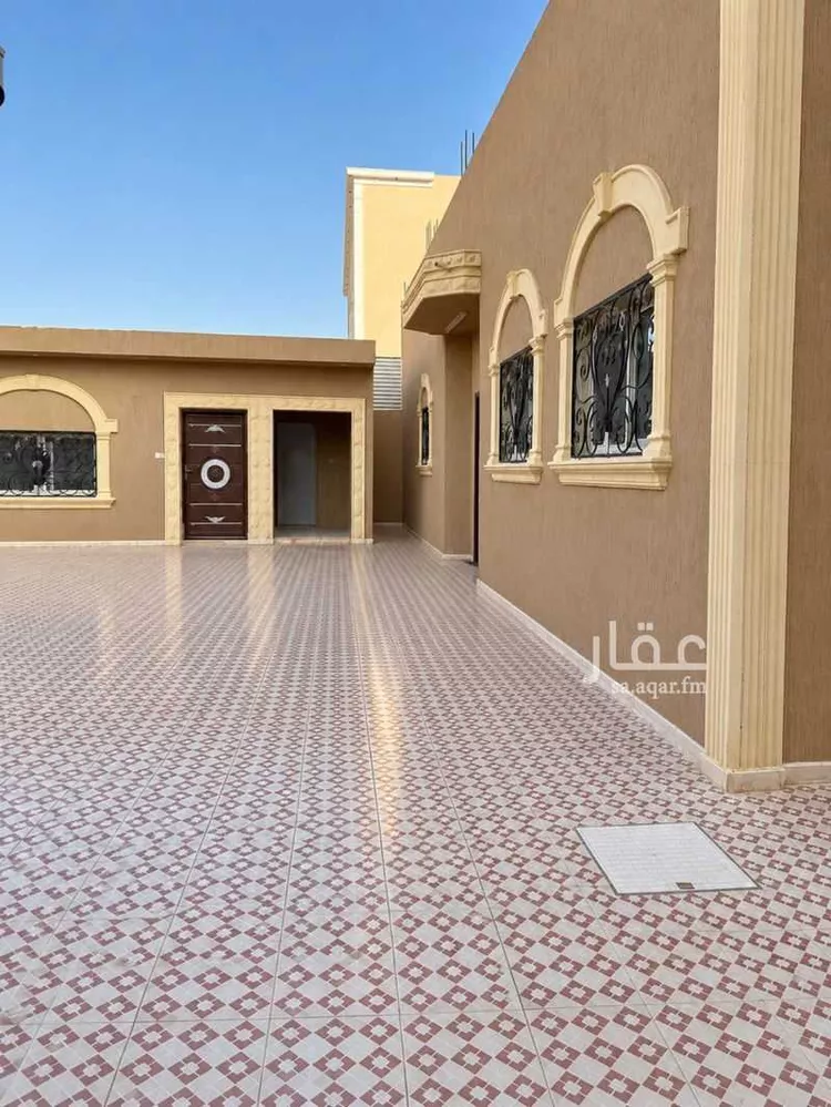 Villa for Sale in Al Muzahimiyah Tuwaiq