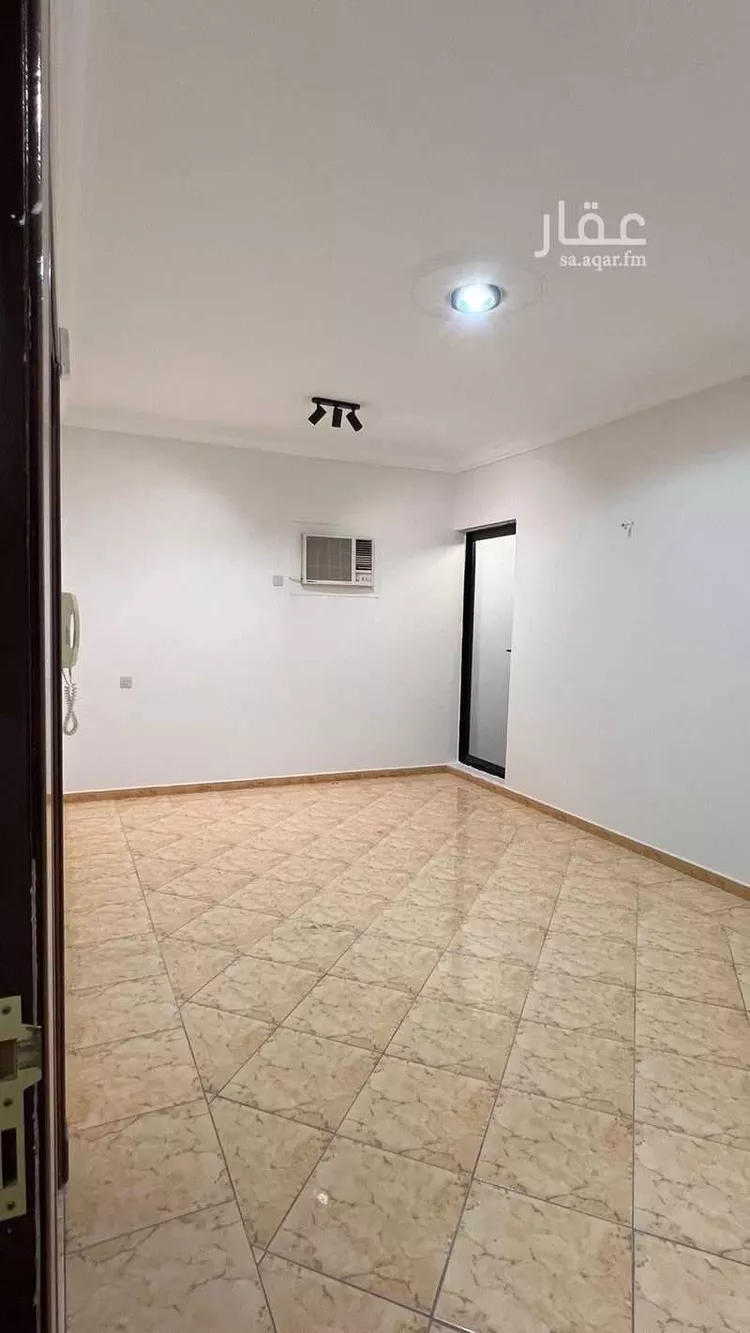 شقة للإيجار في شارع بنغازي, حي عرقة, مدينة الرياض, منطقة الرياض صورة 2