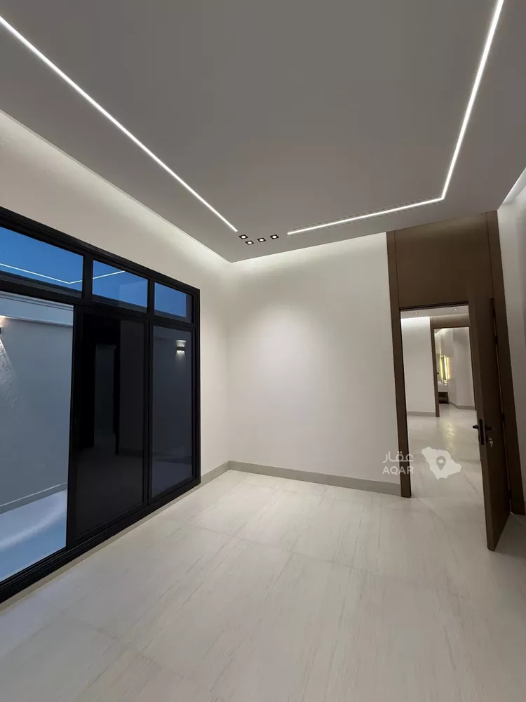 Floor for Sale in Riyadh Dahiat Namar 14
