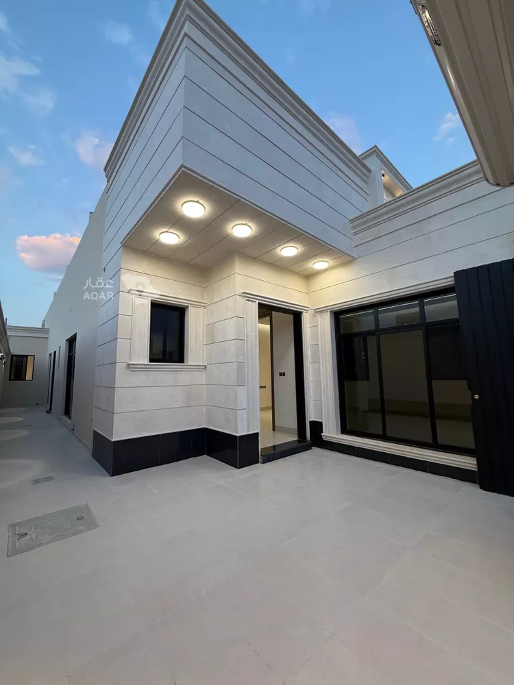 Floor for Sale in Riyadh Dahiat Namar 6