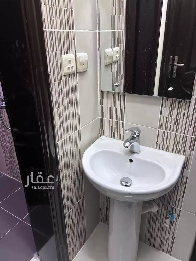 شقة للإيجار في شارع محمد بن طاهر الكردي, حي البحيرات, مدينة مكة المكرمة, منطقة مكة المكرمة 6