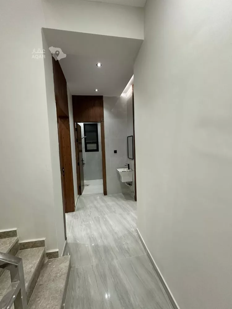 فيلا للإيجار في شارع ايك, حي طيبة, مدينة الرياض, منطقة الرياض 7