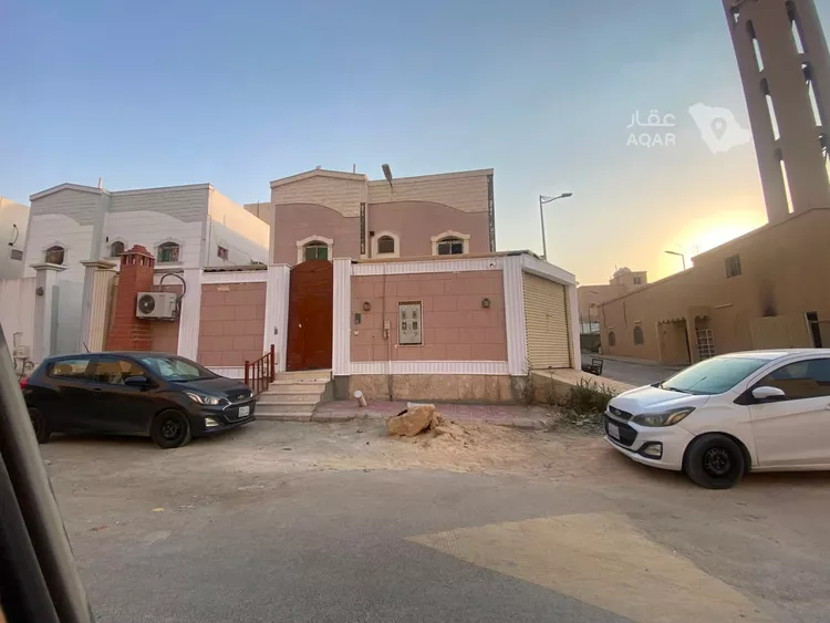 فيلا للبيع في شارع رقم 27, حي العزيزية, مدينة الرياض, منطقة الرياض صورة 2