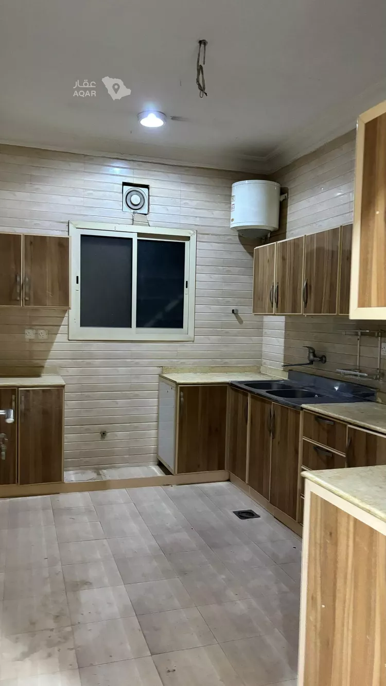 شقة للإيجار في شارع الصرح, حي السعادة, مدينة الرياض, منطقة الرياض 7