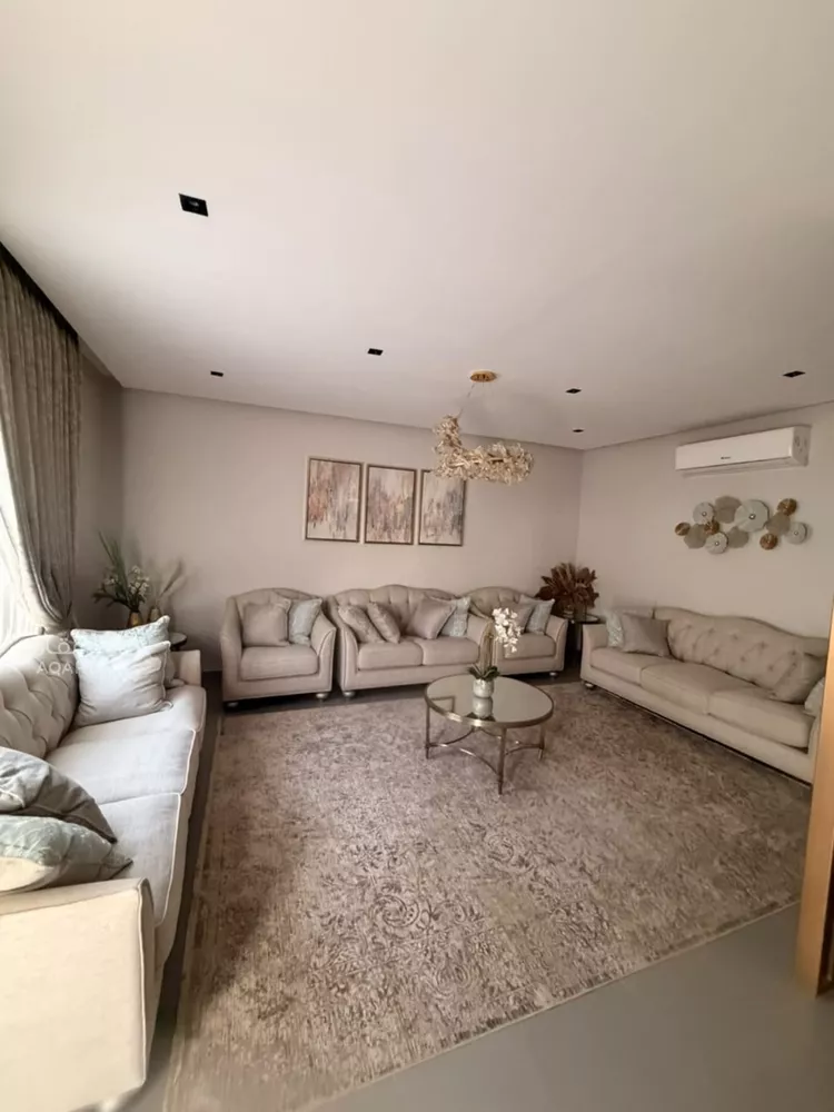 فيلا للإيجار في شارع أبي حجر الأعلى, حي المونسية, مدينة الرياض, منطقة الرياض 18